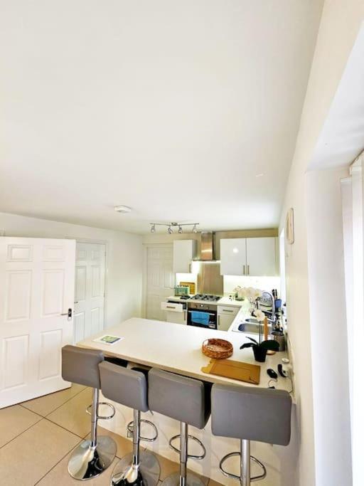 Spacious Modern 4Bd House Kingston upon Hull Extérieur photo