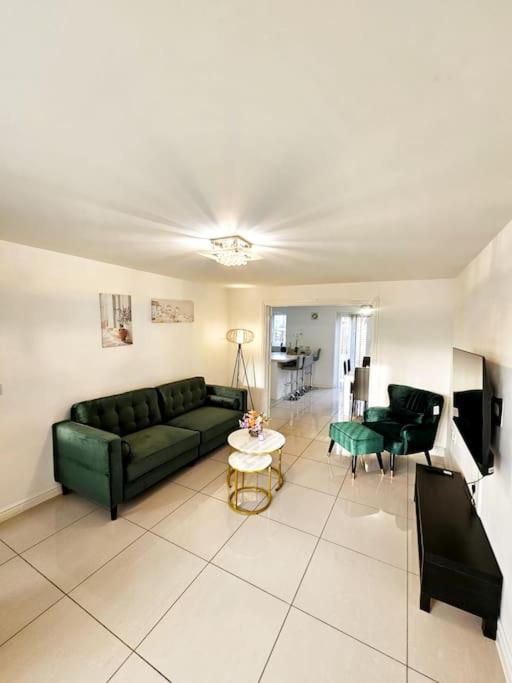 Spacious Modern 4Bd House Kingston upon Hull Extérieur photo