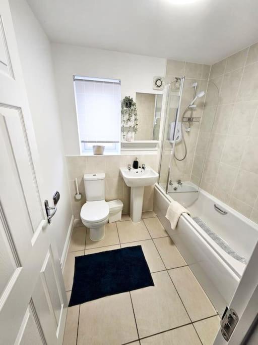 Spacious Modern 4Bd House Kingston upon Hull Extérieur photo